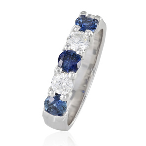 Кольцо из белого золота 585 пробы с 3-мя сапфирами огранки круг цвета Royal Blue и бриллиантами